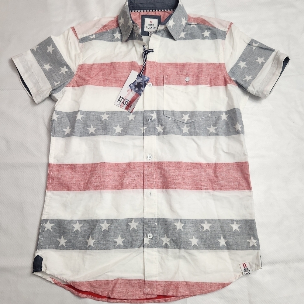 3/$25 Free Planet mens size XS American flag button-down short sleeve